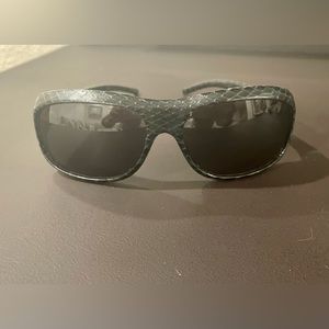 Snakeskin Gucci sunglasses